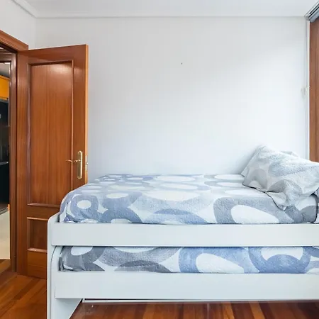 Piso Con Piscina Badames