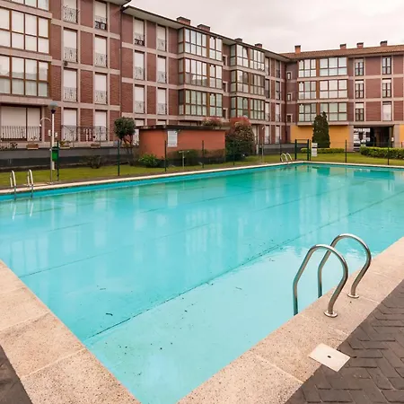 Holiday home Piso Con Piscina
