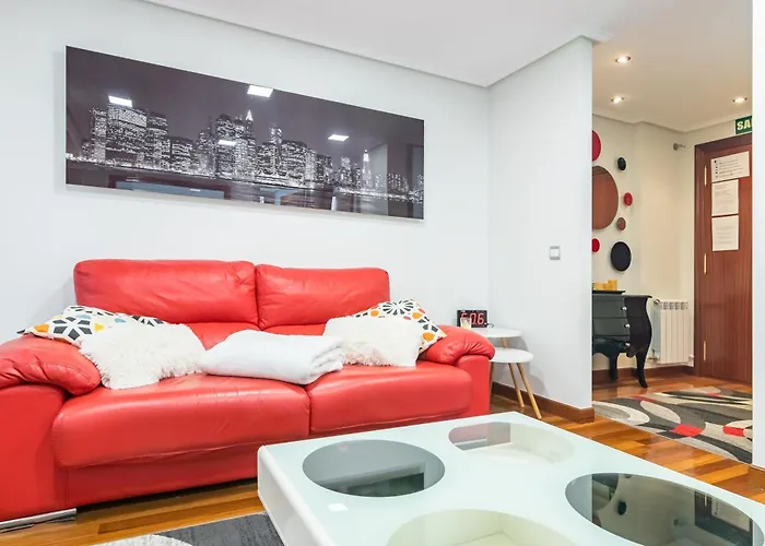 Piso Con Piscina Badames