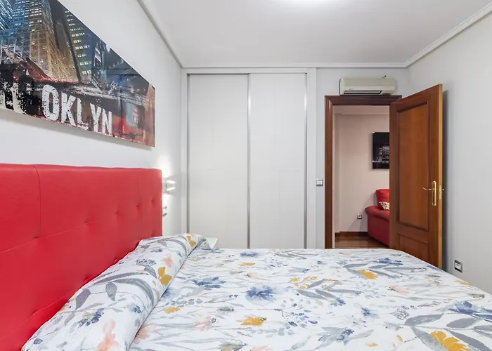 Piso Con Piscina Badames