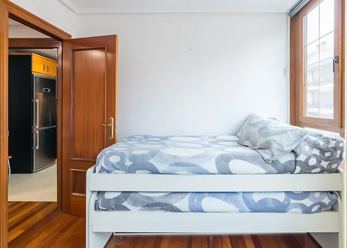 Piso Con Piscina Badames